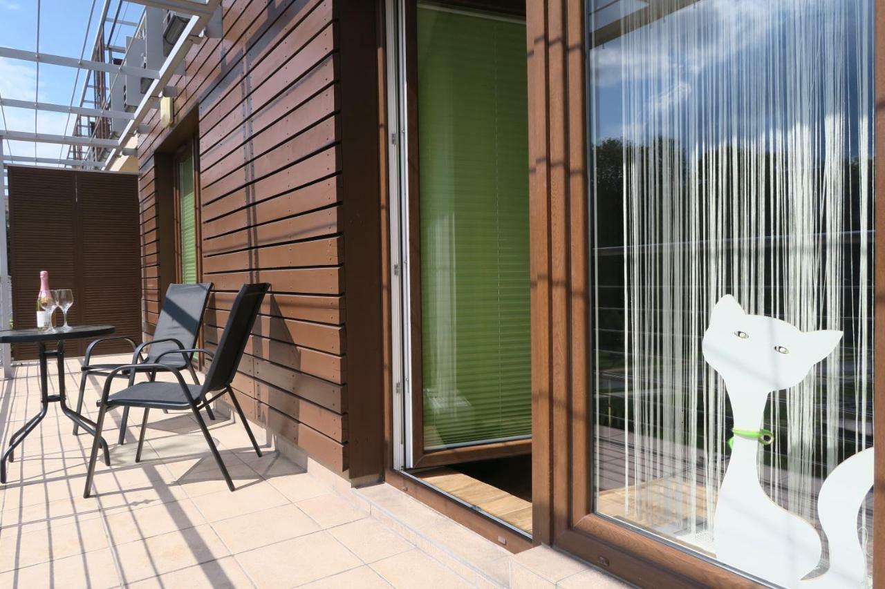 Luxapartament 1 - Z Widokiem I Garazem W Nowym Zeta Park Ustroń Exteriör bild